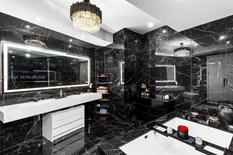 18555 Collins Avenue Sunny Isles Beach FL 33160