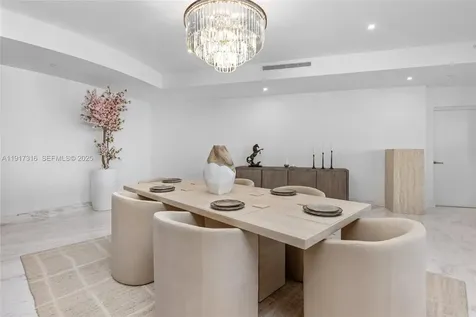 18555 Collins Avenue Sunny Isles Beach FL 33160