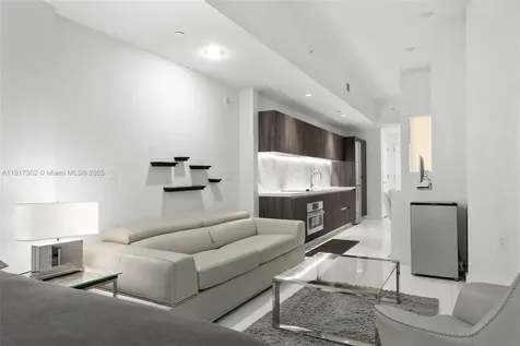 851 NE 1st Avenue Miami FL 33132