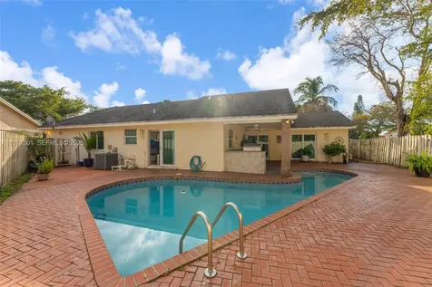 5110 SW 153rd Place N Miami FL 33185