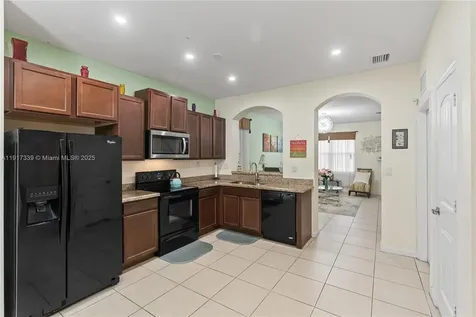 11121 SW 225th Terrace Miami FL 33170