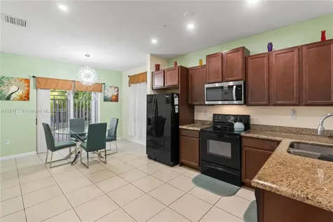 11121 SW 225th Terrace Miami FL 33170