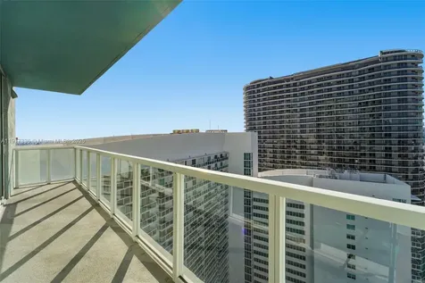 1900 N Bayshore Drive Miami FL 33132