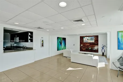 650 West Avenue Miami Beach FL 33139