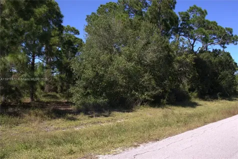 1915 Moore Other City - In The State Of Florida FL 33972