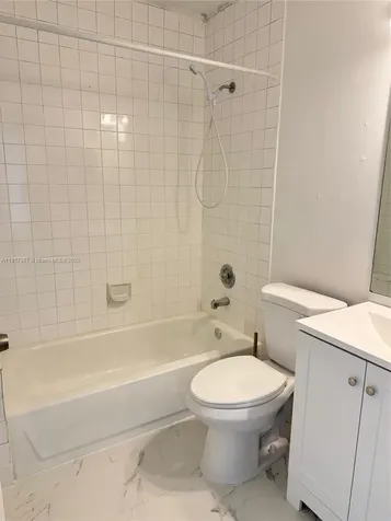 8419 SW 209th Street Cutler Bay FL 33189