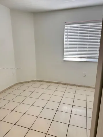 8419 SW 209th Street Cutler Bay FL 33189