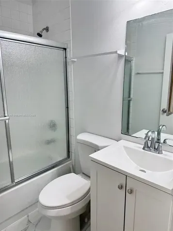 8419 SW 209th Street Cutler Bay FL 33189