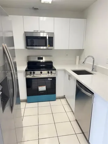 8419 SW 209th Street Cutler Bay FL 33189