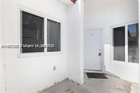 8419 SW 209th Street Cutler Bay FL 33189