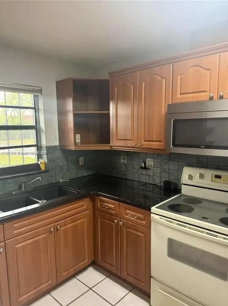 5046 SW 145th Avenue Miami FL 33175