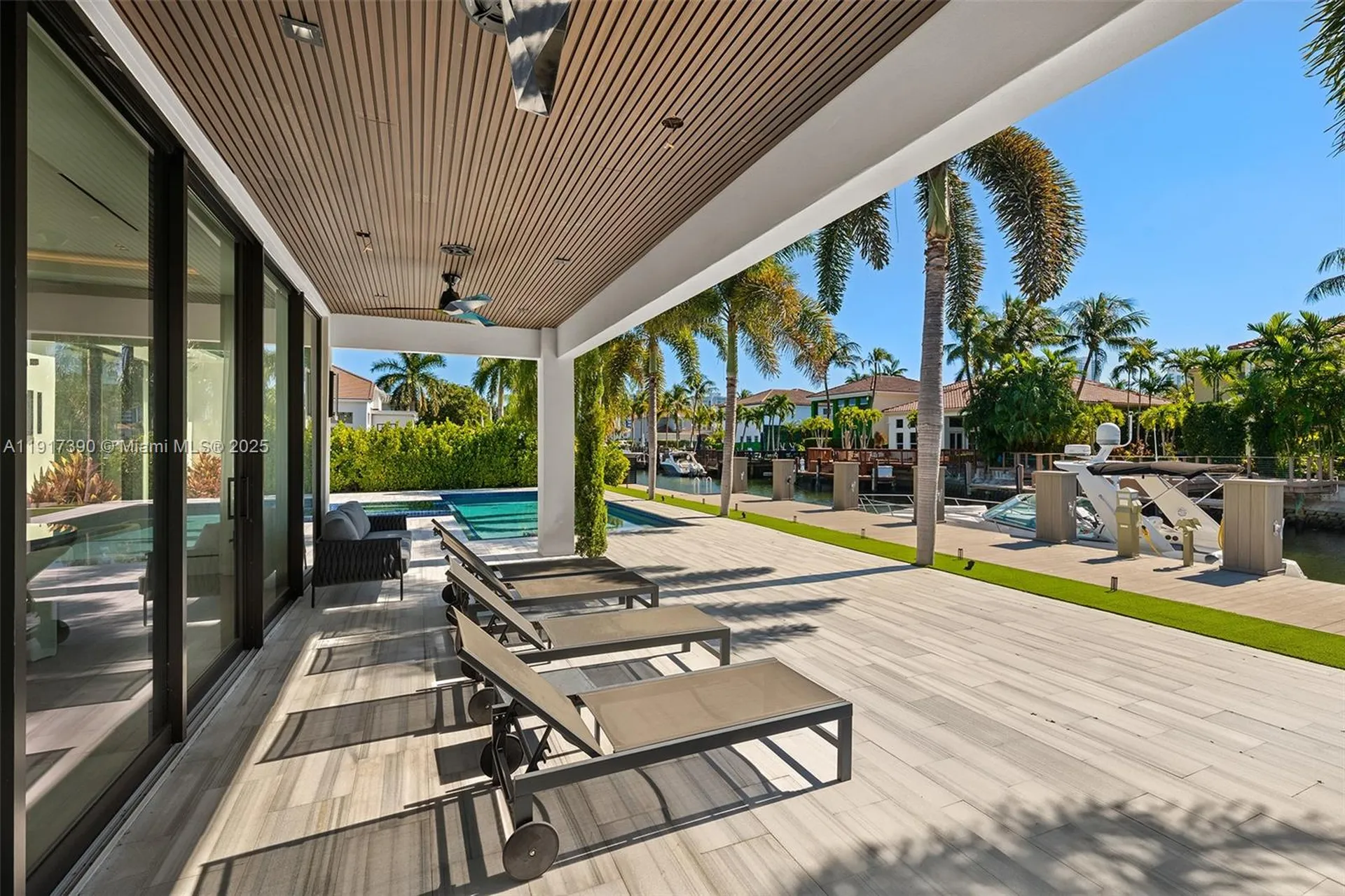 900 Washington Street Hollywood FL 33019