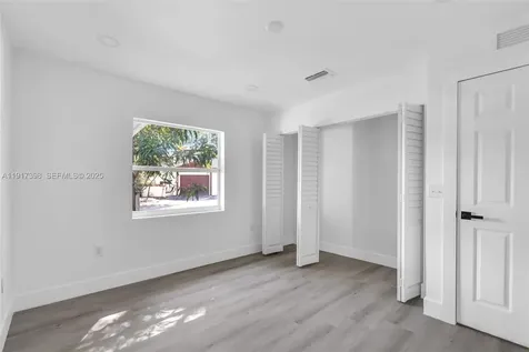 6211 NW 26th Court Sunrise FL 33313