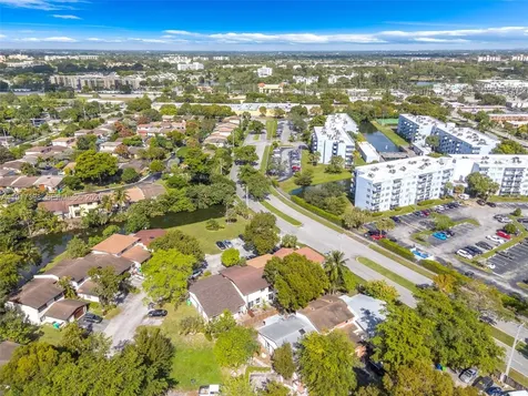 6211 NW 26th Court Sunrise FL 33313