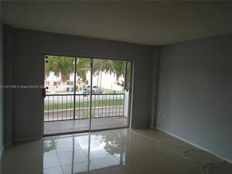 4176 Inverrary Drive Lauderhill FL 33319