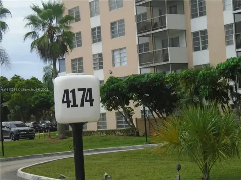 4174 Inverrary Drive Lauderhill FL 33319