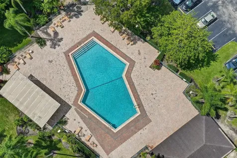 1400 SW 124th Terrace Pembroke Pines FL 33027