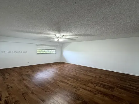 1400 SW 124th Terrace Pembroke Pines FL 33027