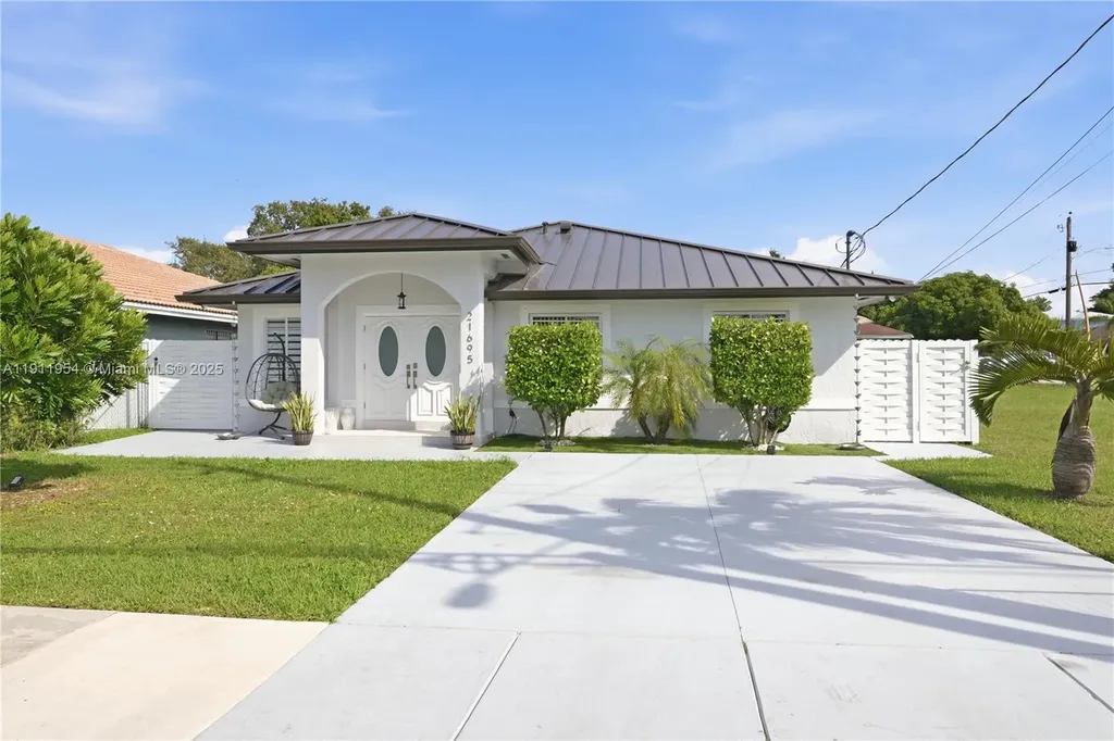21695 SW 120th Avenue Miami FL 33170