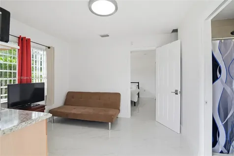 21695 SW 120th Avenue Miami FL 33170