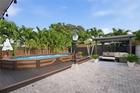 21695 SW 120th Avenue Miami FL 33170