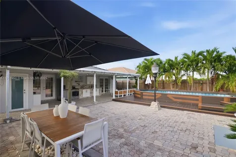 21695 SW 120th Avenue Miami FL 33170