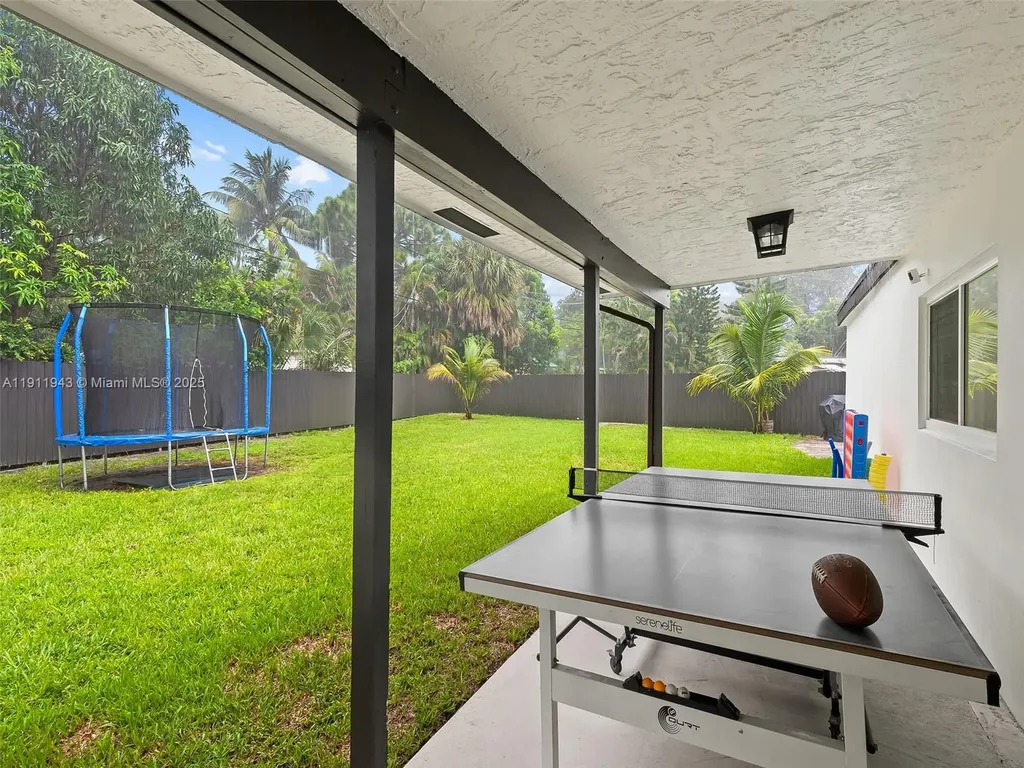 2320 SW 36th Avenue Fort Lauderdale FL 33312