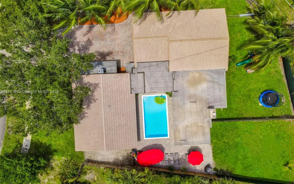 2320 SW 36th Avenue Fort Lauderdale FL 33312