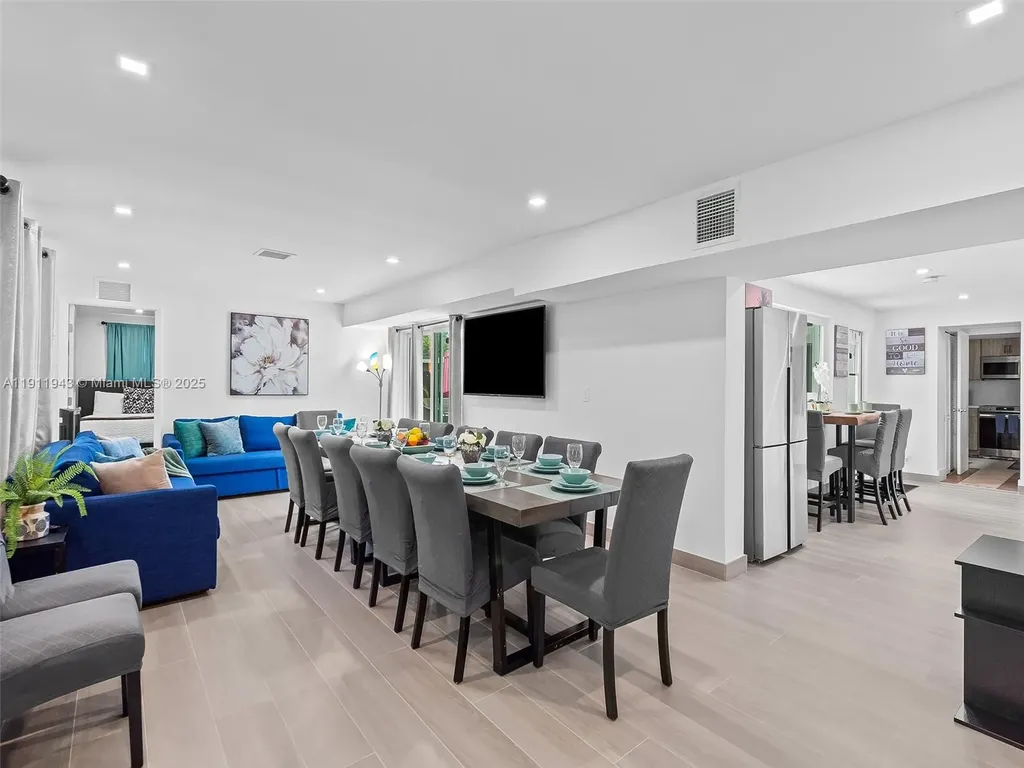 2320 SW 36th Avenue Fort Lauderdale FL 33312