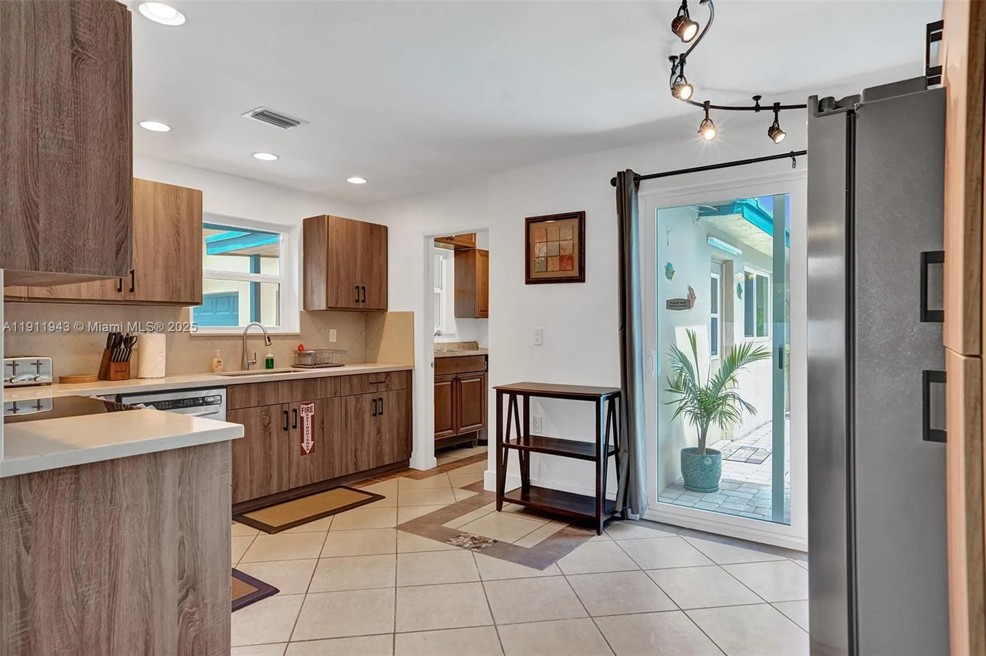 2320 SW 36th Avenue Fort Lauderdale FL 33312