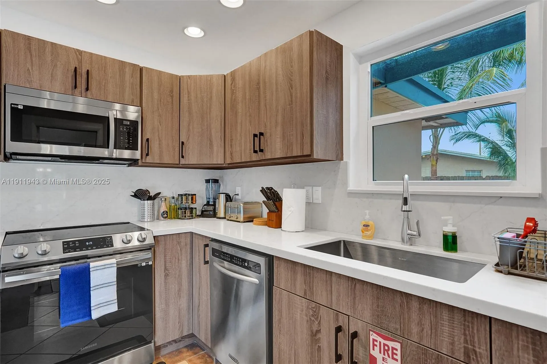 2320 SW 36th Avenue Fort Lauderdale FL 33312