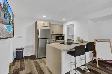 2320 SW 36th Avenue Fort Lauderdale FL 33312