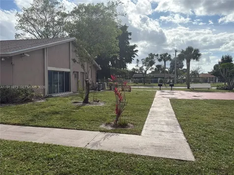 1040 NW 80th Avenue Margate FL 33063
