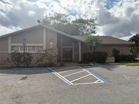 1040 NW 80th Avenue Margate FL 33063