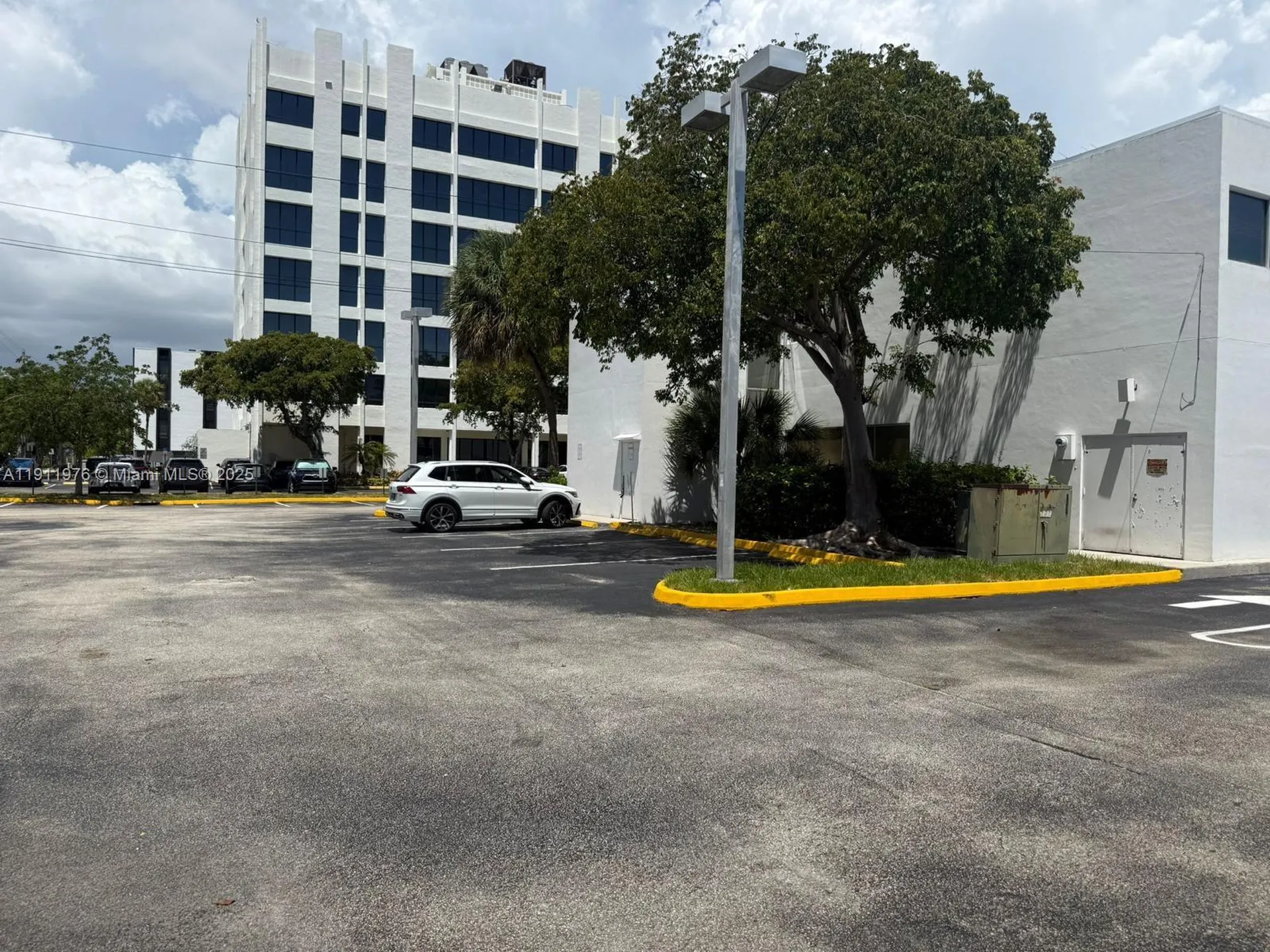 2434 Hollywood Boulevard Hollywood FL 33020