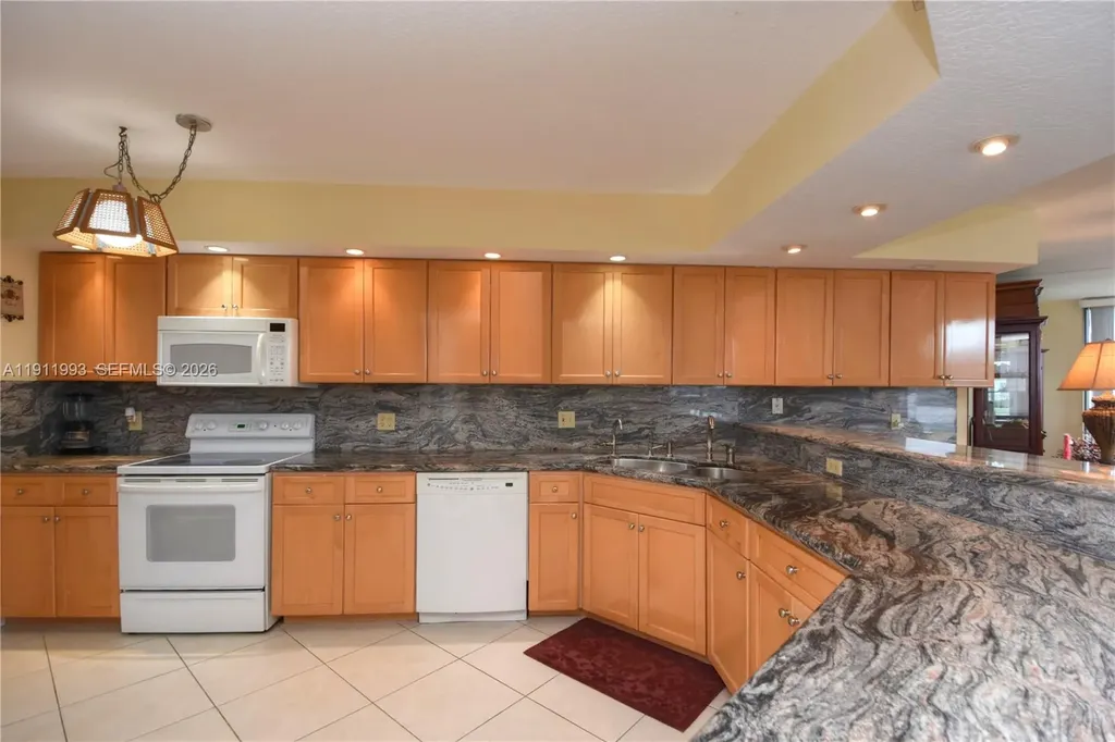 2565 S Ocean Boulevard Highland Beach FL 33487