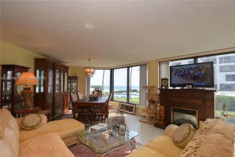2565 S Ocean Boulevard Highland Beach FL 33487