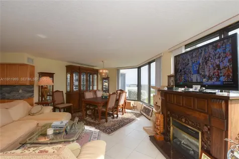 2565 S Ocean Boulevard Highland Beach FL 33487