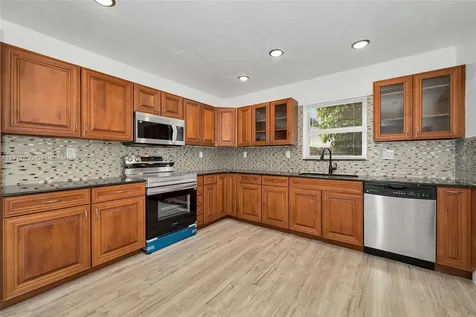 9905 SW 196th Street Cutler Bay FL 33157