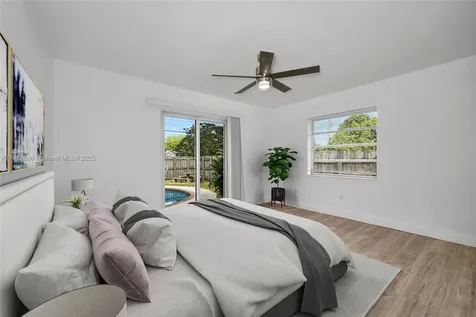 9905 SW 196th Street Cutler Bay FL 33157