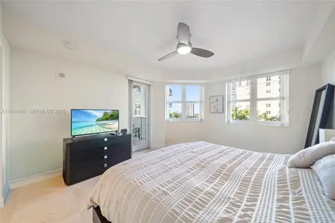 19900 E Country Club Drive Aventura FL 33180