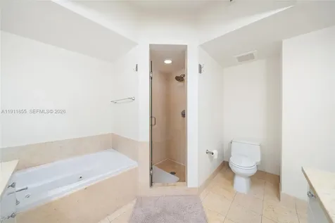 19900 E Country Club Drive Aventura FL 33180