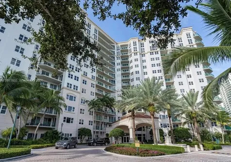 19900 E Country Club Drive Aventura FL 33180