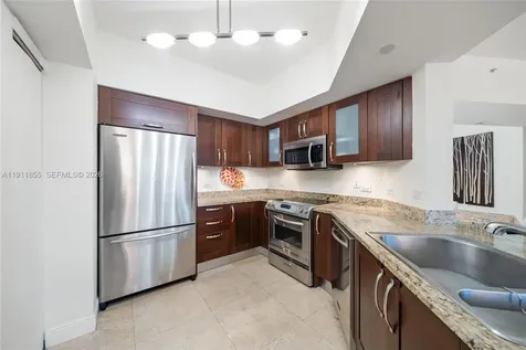 19900 E Country Club Drive Aventura FL 33180