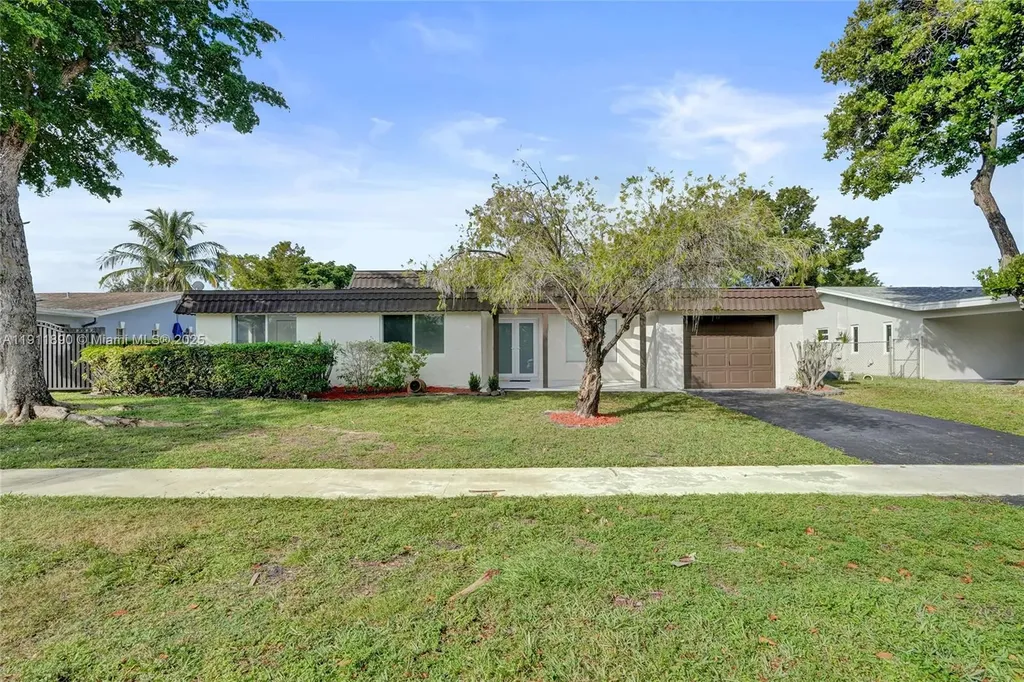 8109 NW 71st Avenue Tamarac FL 33321