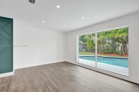 8109 NW 71st Avenue Tamarac FL 33321