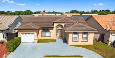 8761 NW 142nd Street Miami Lakes FL 33018