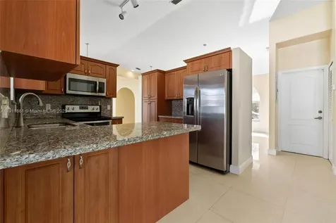 8761 NW 142nd Street Miami Lakes FL 33018