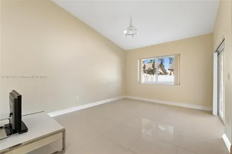 8761 NW 142nd Street Miami Lakes FL 33018