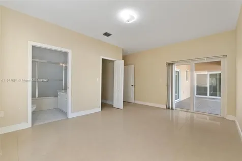 8761 NW 142nd Street Miami Lakes FL 33018
